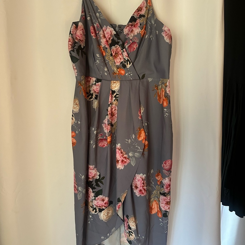 City Chic Floral Wrap Dress in Gray and Pink
